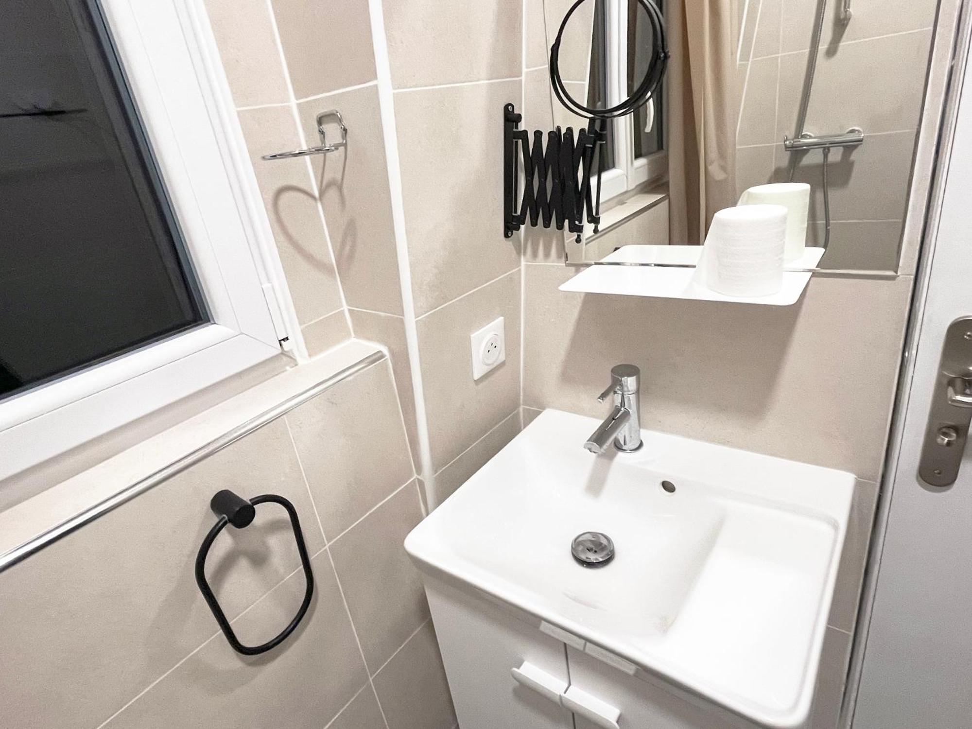 Appartement Moderne A Paris Pour 4 Personnes Exteriér fotografie